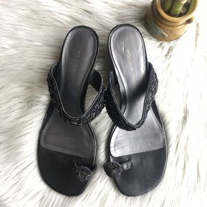 ANN MARINO Black Toe Strap Sandals Size 8